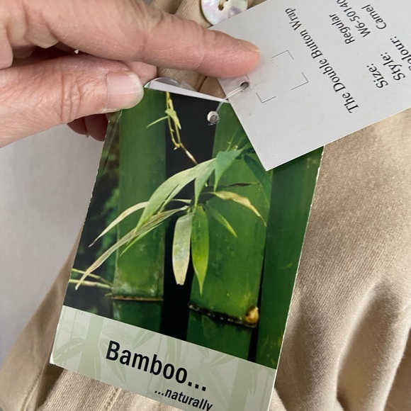 Chloe Angus - Picture 5 of 8